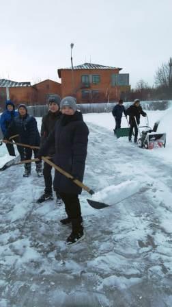 Подготовка ледовой площадки